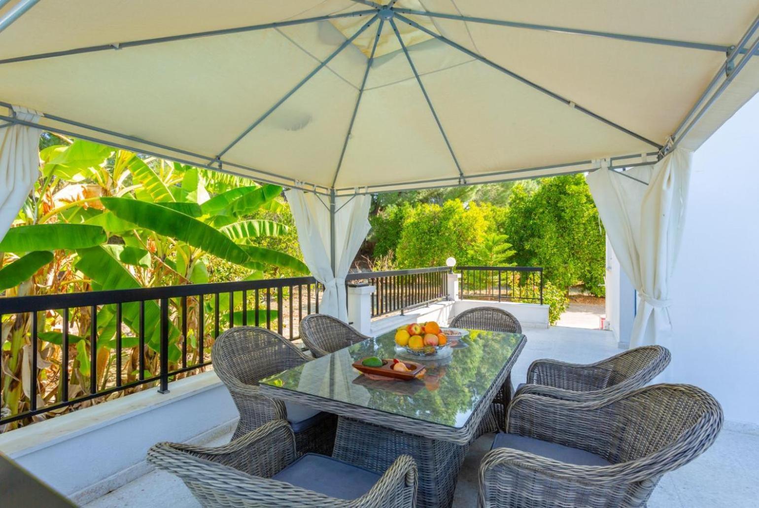 Villa Charoula Thio Polis 外观 照片